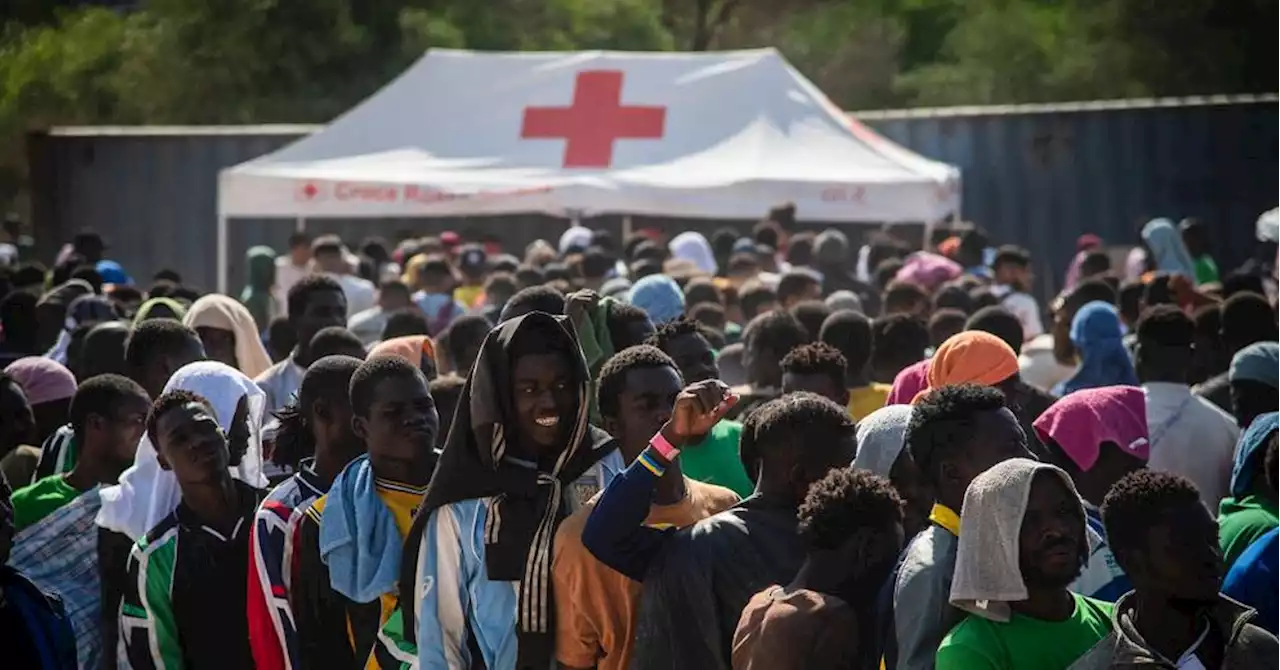 Afflux record de migrants sur l'île italienne de Lampedusa