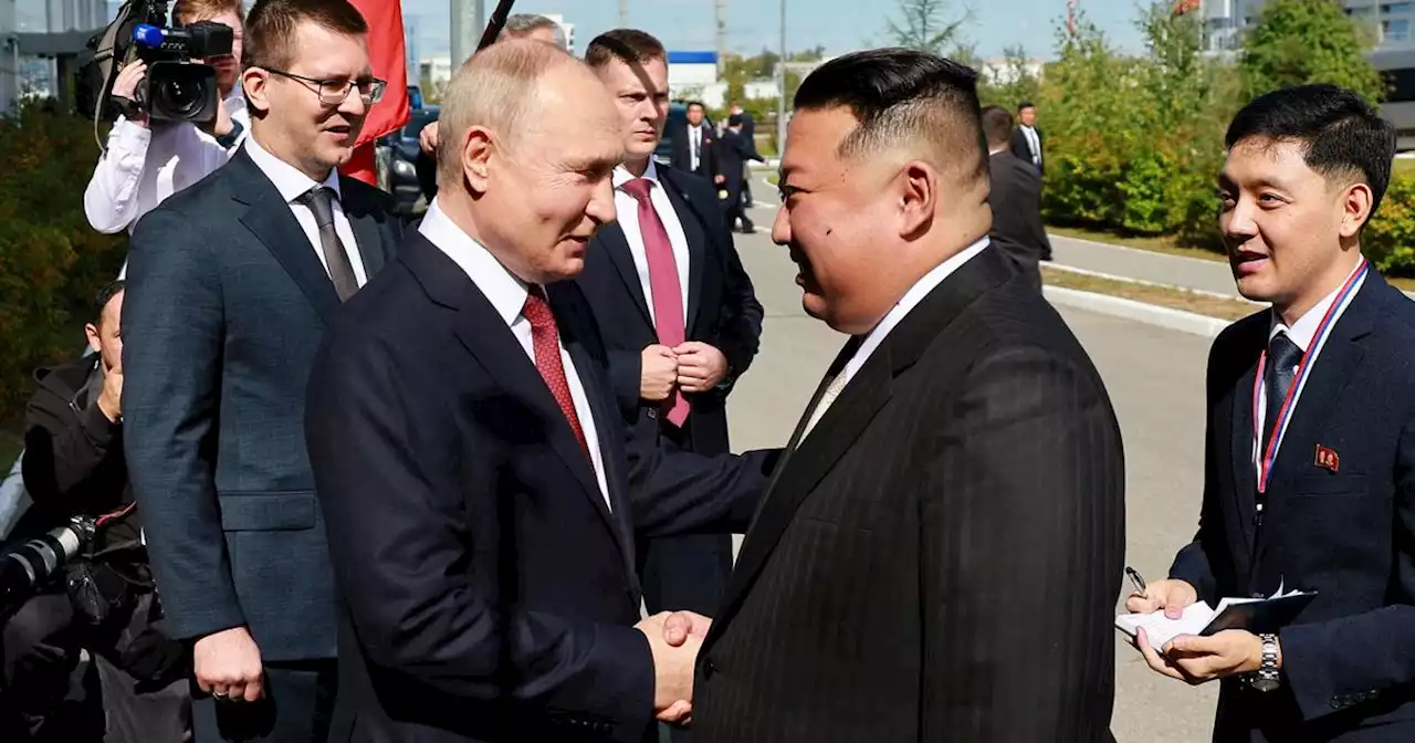 Vladimir Poutine et Kim Jong-un s’affichent en meilleurs amis à Vostotchny