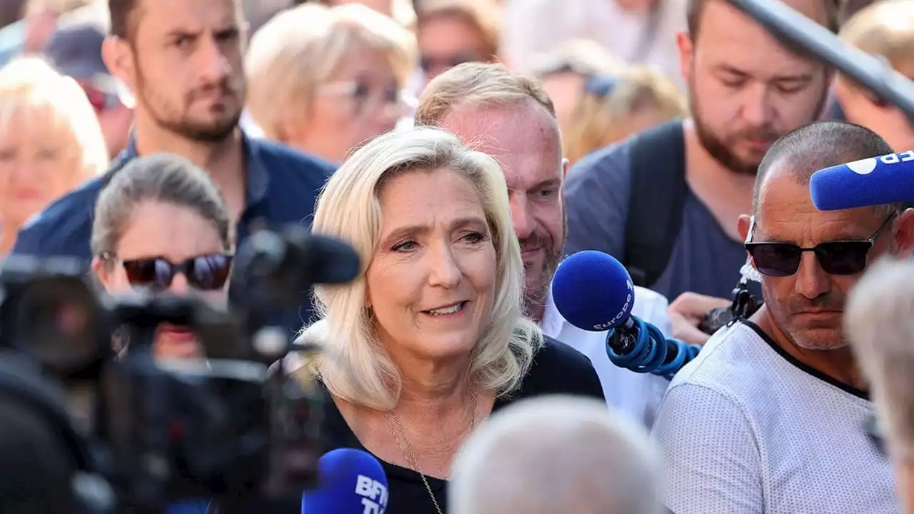 Marine Le Pen gagne en crédibilité dans l'opinion