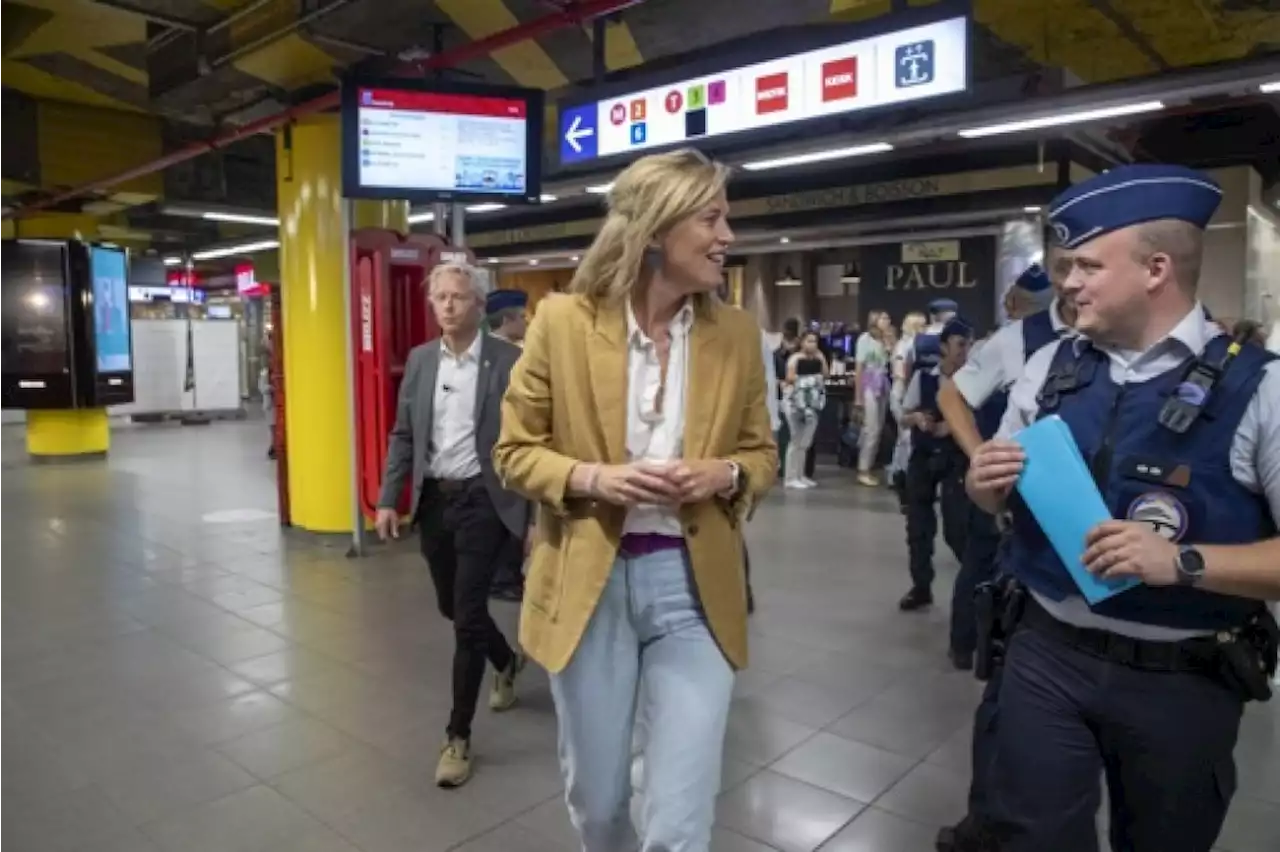 Annelies Verlinden demandera des moyens supplémentaires lors du conclave budgétaire