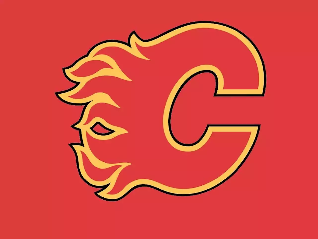 Lanny McDonald scores ace during Flames’ charity golf tournament