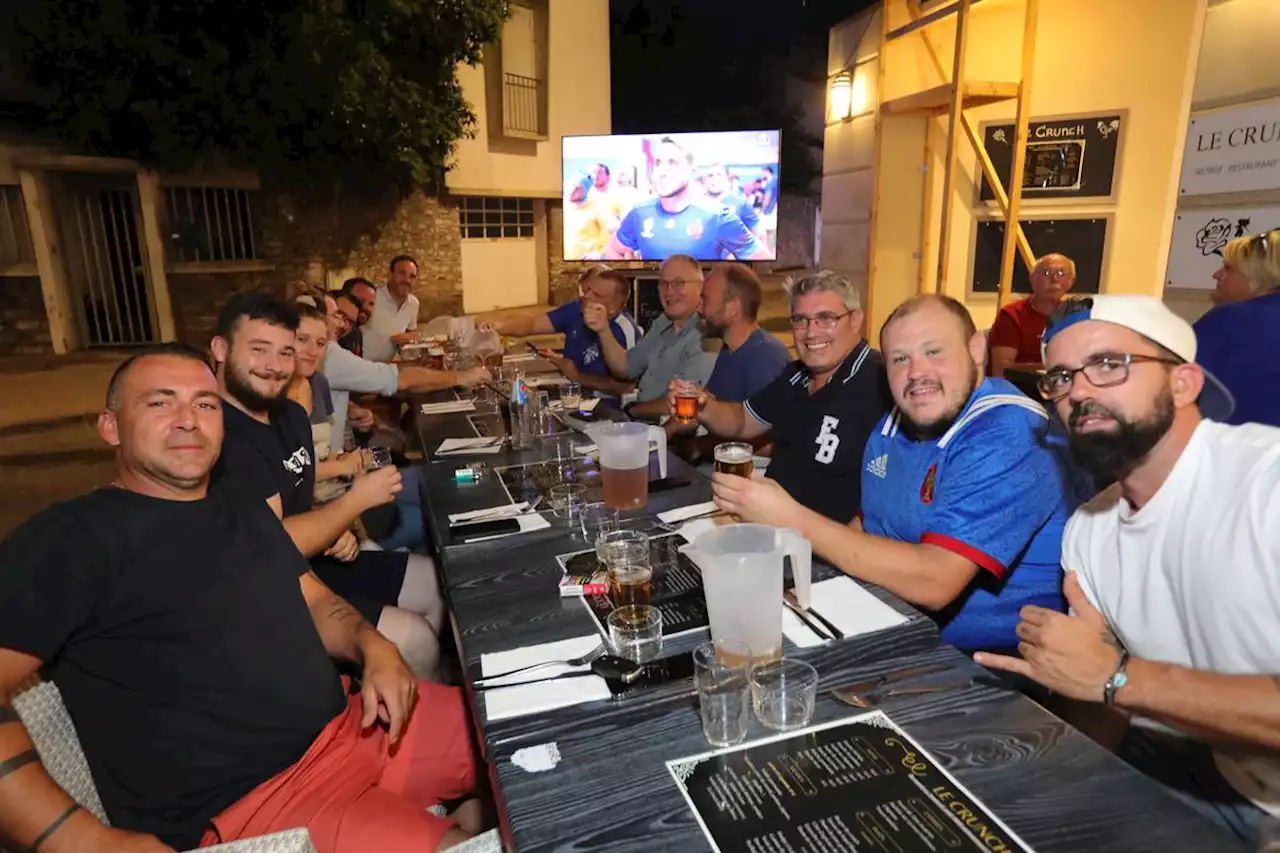 Coupe du monde 2023 : les images des supporteurs landais réunis pour soutenir les Bleus face à l’Uruguay