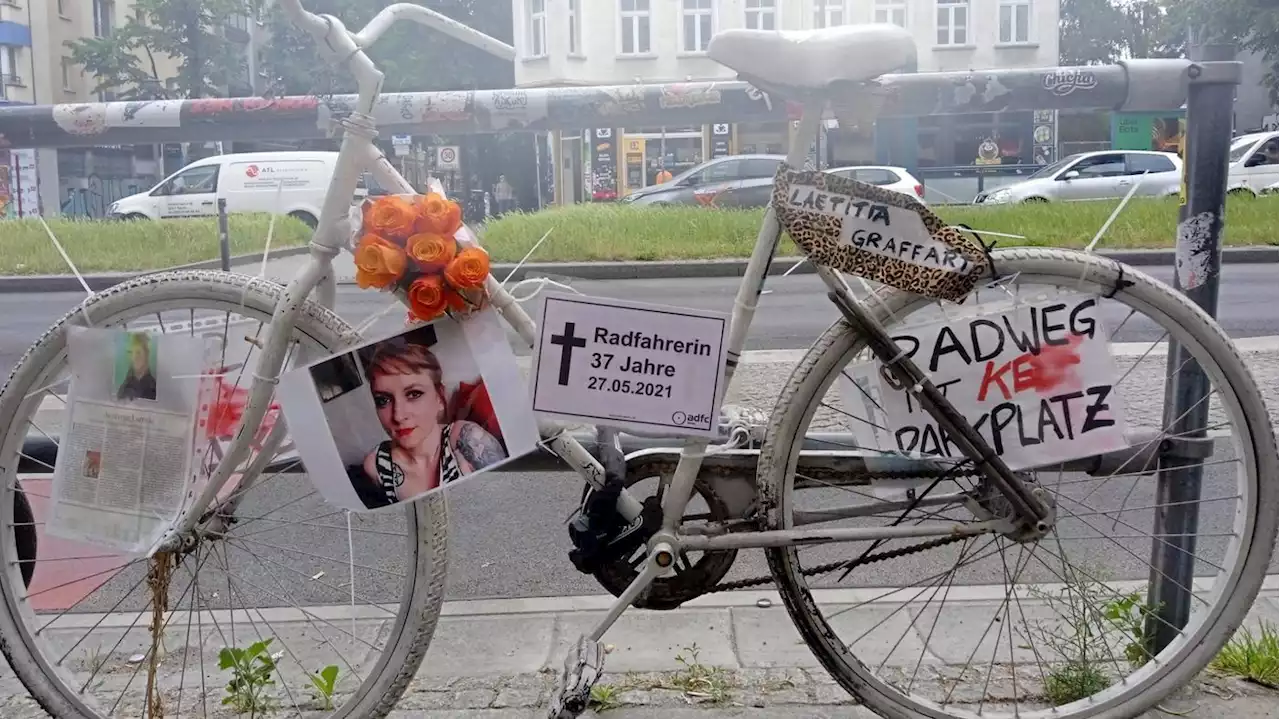 Getötete Radfahrerin in der Frankfurter Allee: Lkw-Fahrer in Berlin freigesprochen