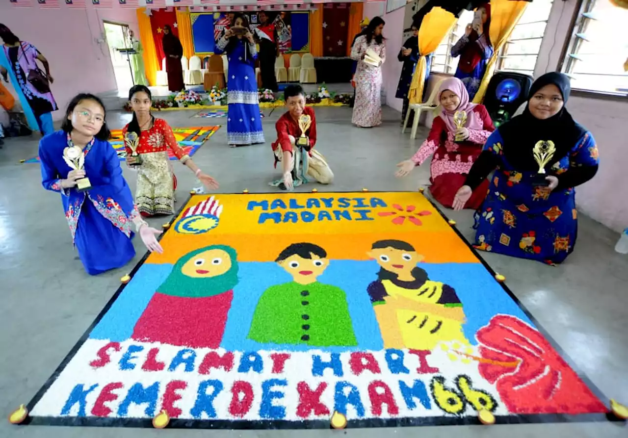 SK Taman Permas Jaya 3 juara Kolam Merdeka