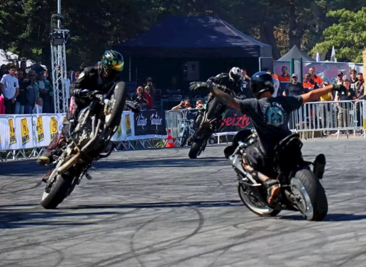 Près de Pornic : Villeneuve en Retz accueille les plus grands acrobates de la moto