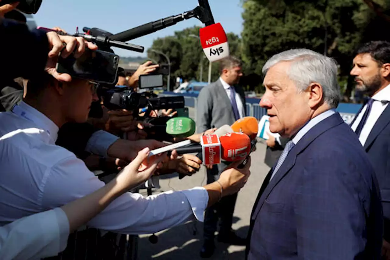 Tajani, lunedì riunirò ministri Balcani su ingresso in Ue - Altre News