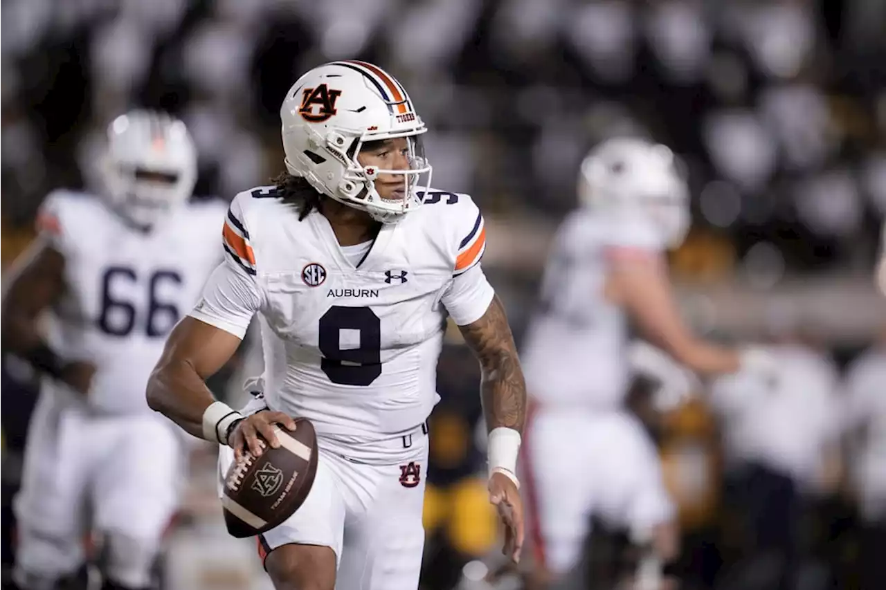 Auburn still trying to resolve quarterback issues as it hosts Samford