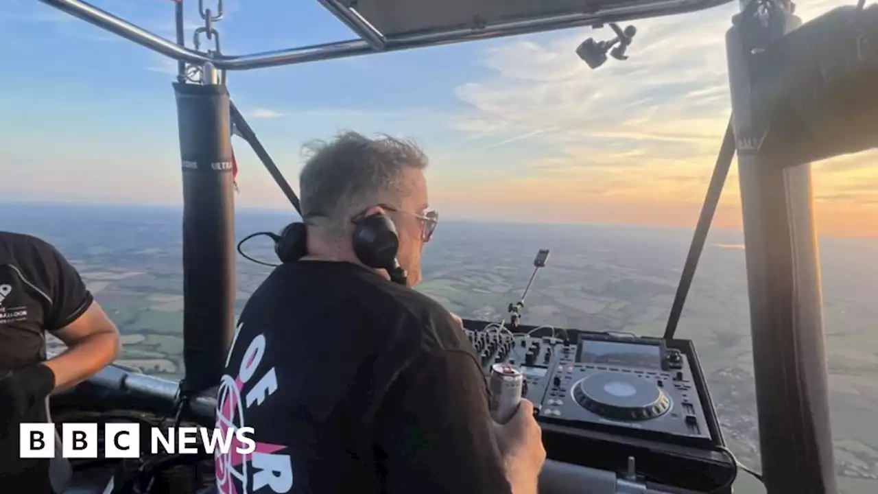 Eats Everything DJs in hot air balloon from Bath to Bristol