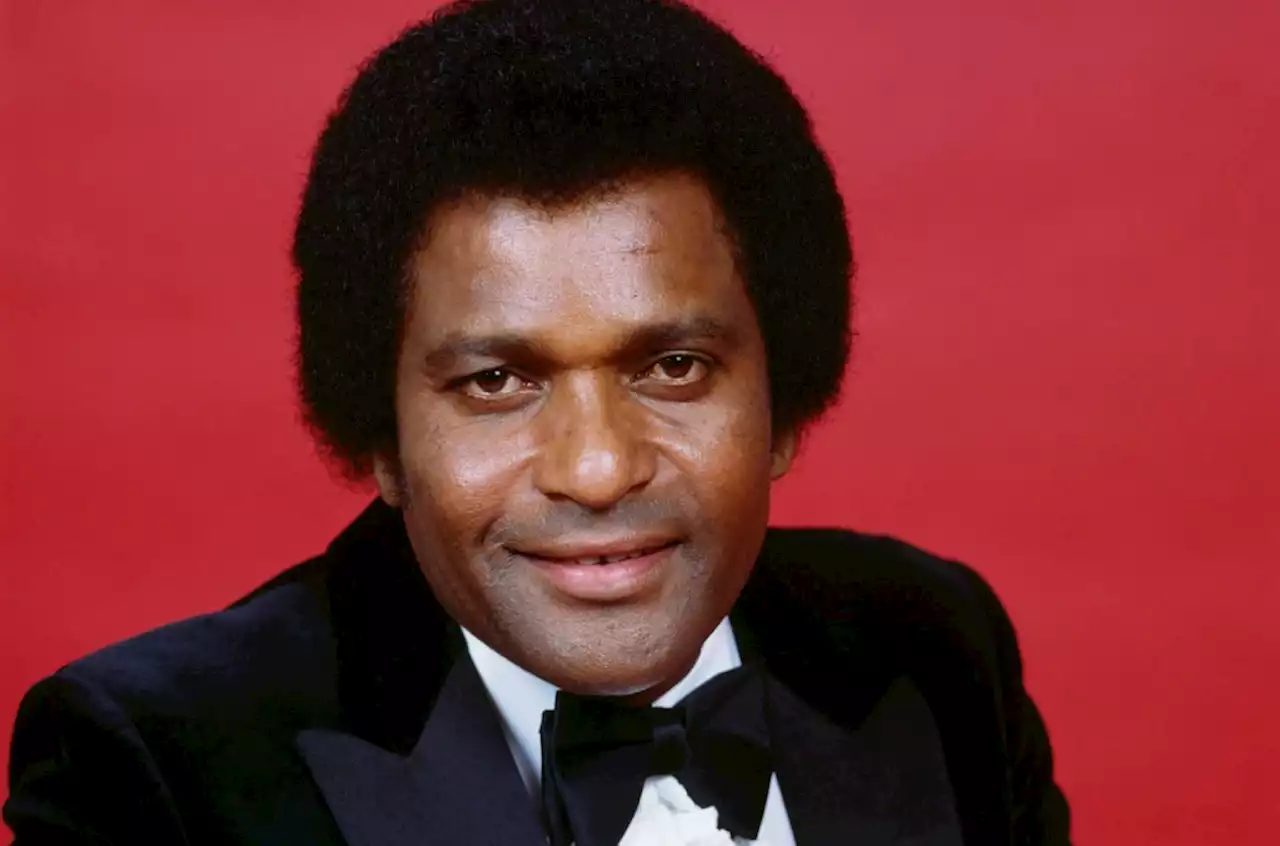 Chart Rewind: In 1983, ‘Games’ Got Played and Charley Pride Won