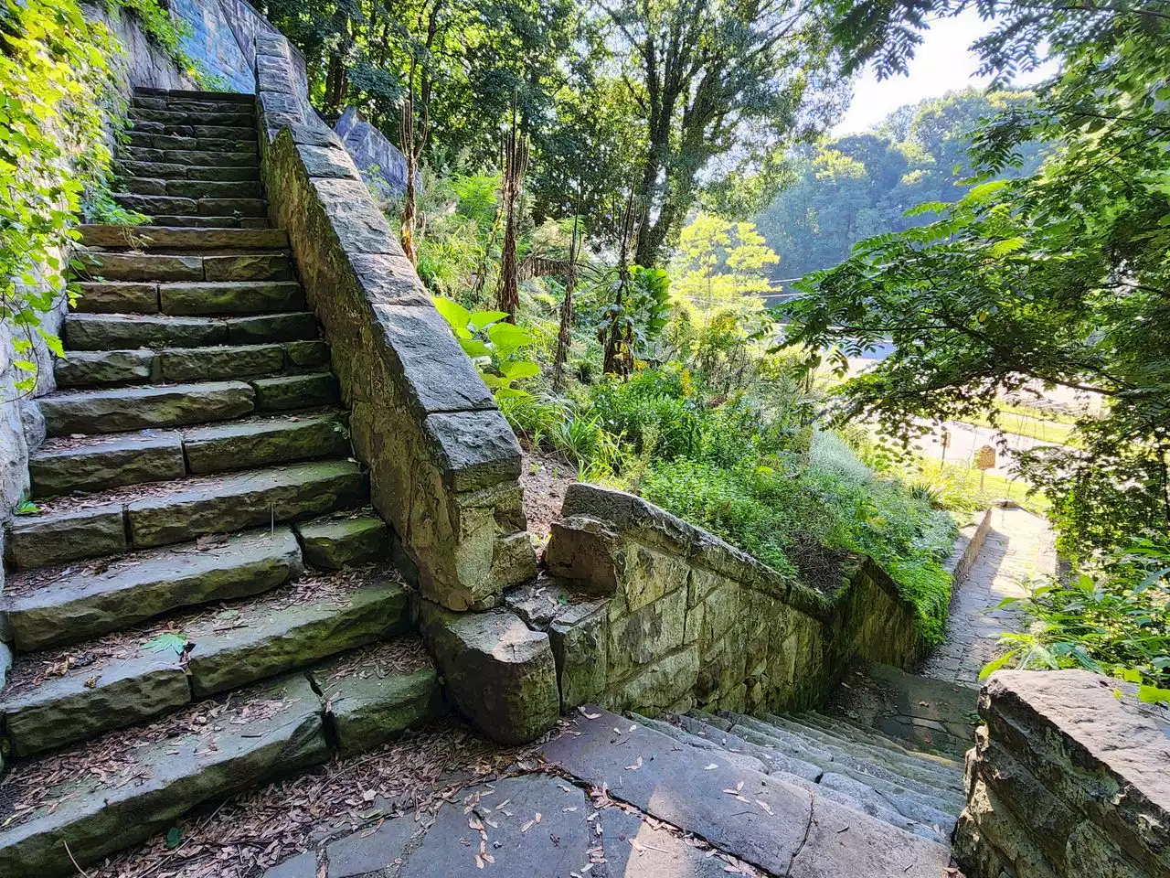 Akron’s Glendale Steps named to National Register of Historic Places