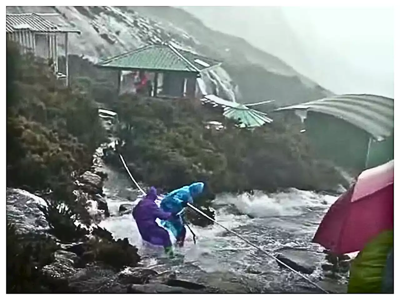 Mount Kinabalu open despite river-like incident