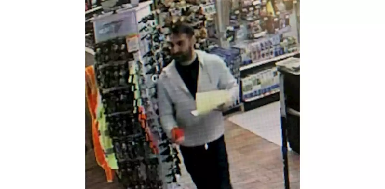 Man wanted in connection with alleged credit card fraud scheme around Durham Region