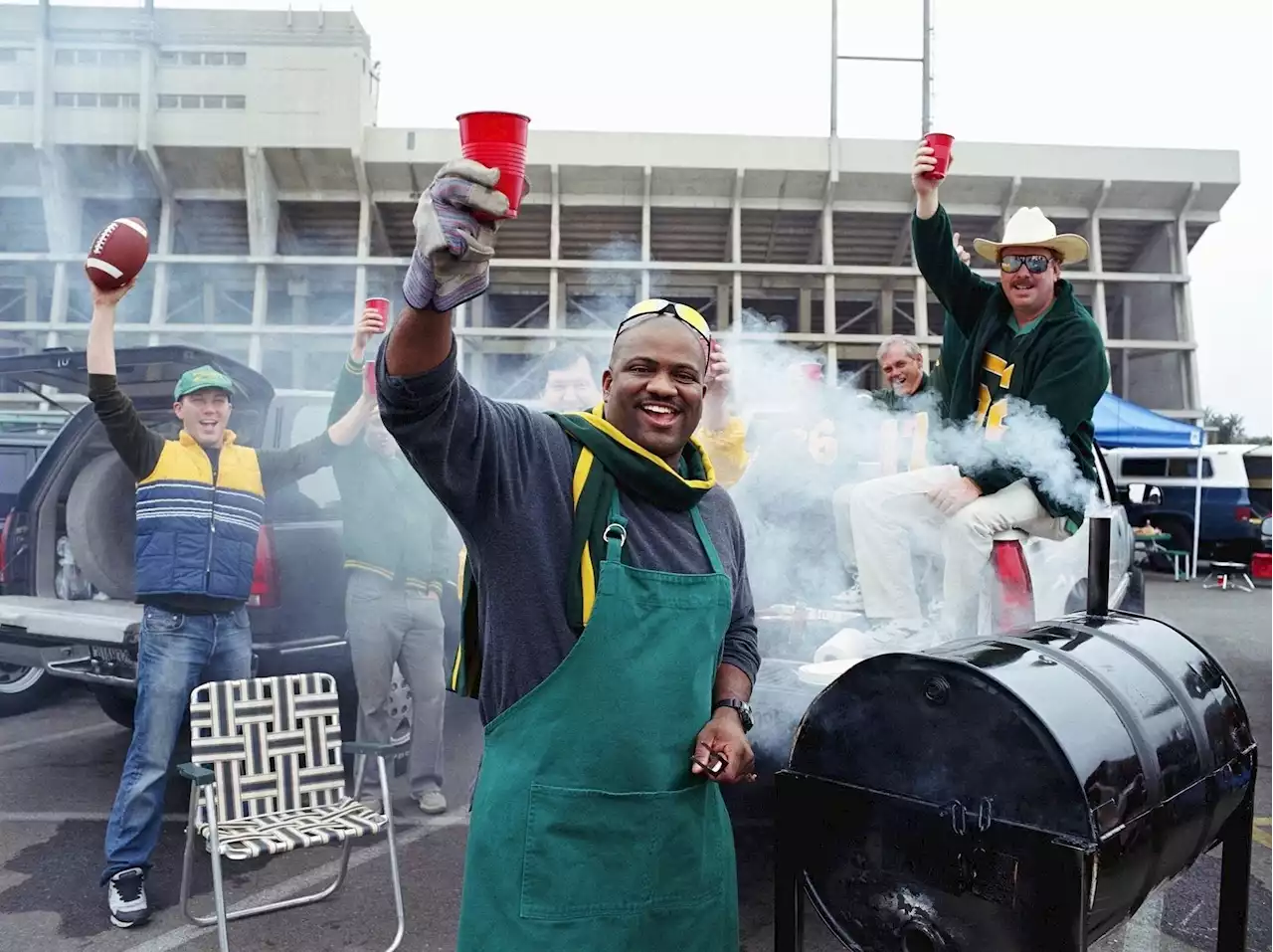 SAP BrandVoice: Tailgating Essentials: 5 BBQ Cookers For The Ultimate Fan Experience