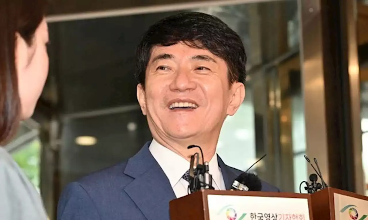 [단독] 이균용, 비상장주식 배당금 더 오래 더 많이 받았다