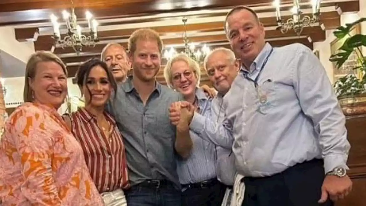 Povero Harry, nel suo 39° compleanno niente auguri da Buckingham Palace. E lui festeggia con Meghan in birreria di Düsseldorf