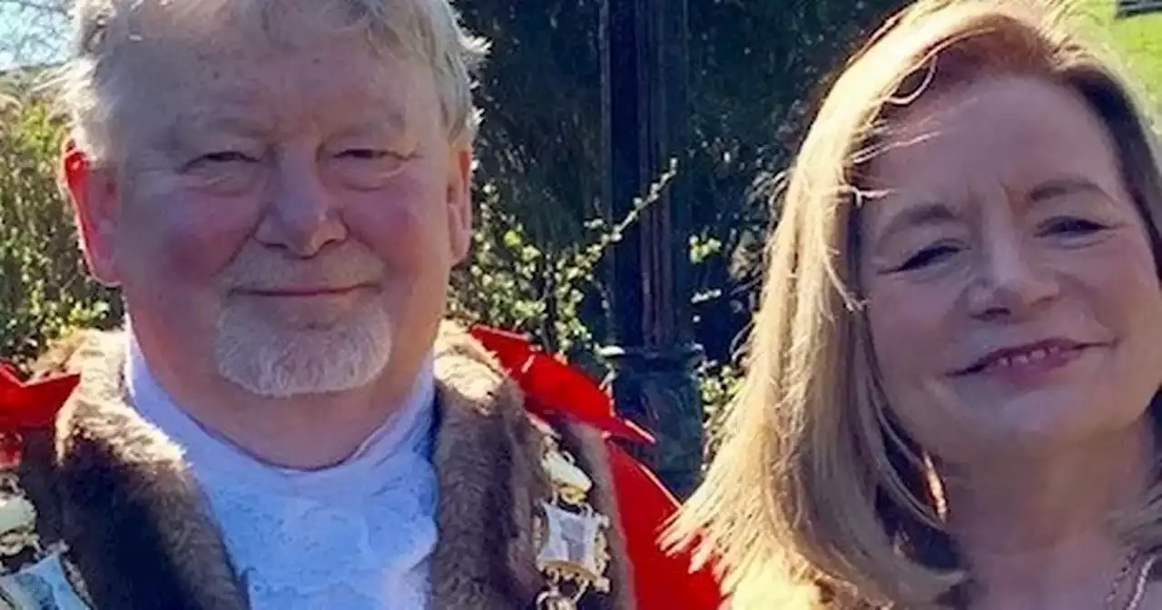 Tributes paid to former mayor who was a 'champion of the community'