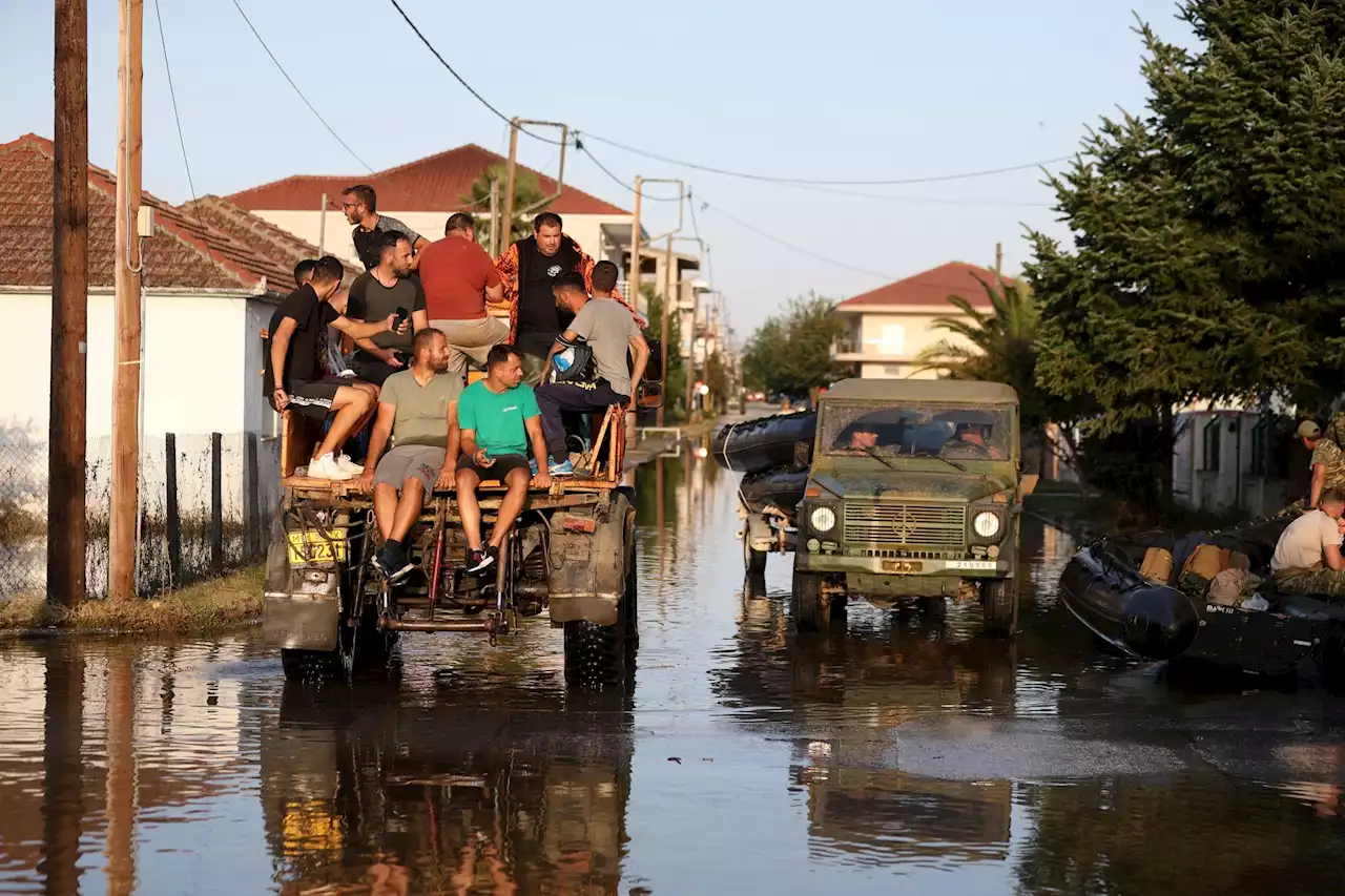 Flut in Griechenland: Seuchengefahr hoch