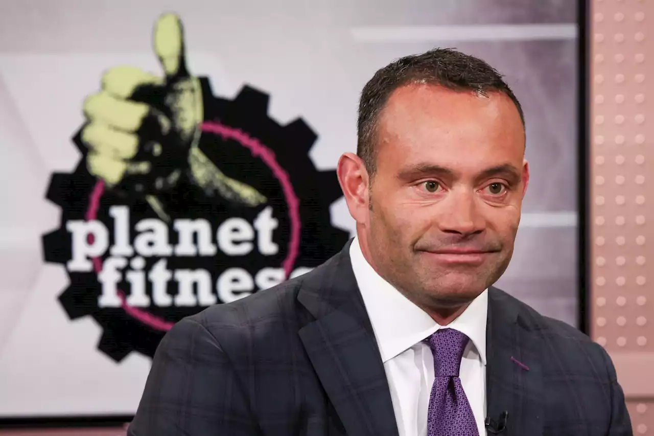 Planet Fitness shares sink 15% after board ousts CEO in shocking move