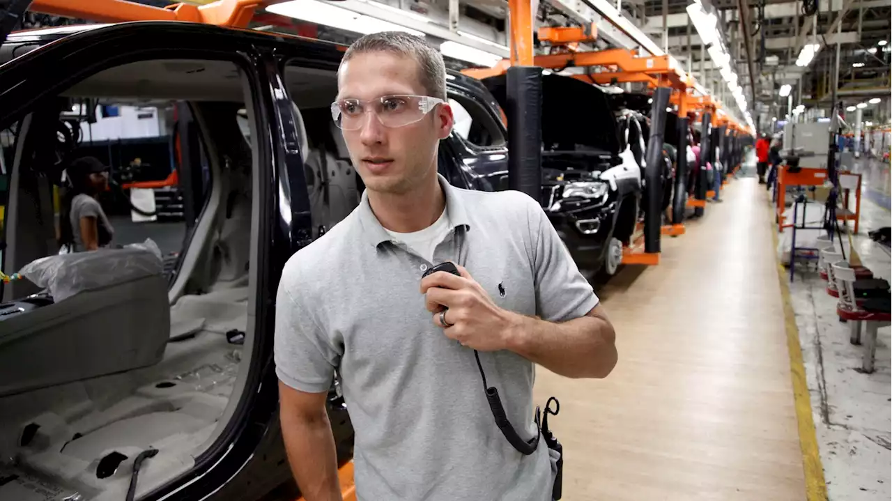 Why you shouldn't be surprised that auto workers are asking for a 40% pay raise