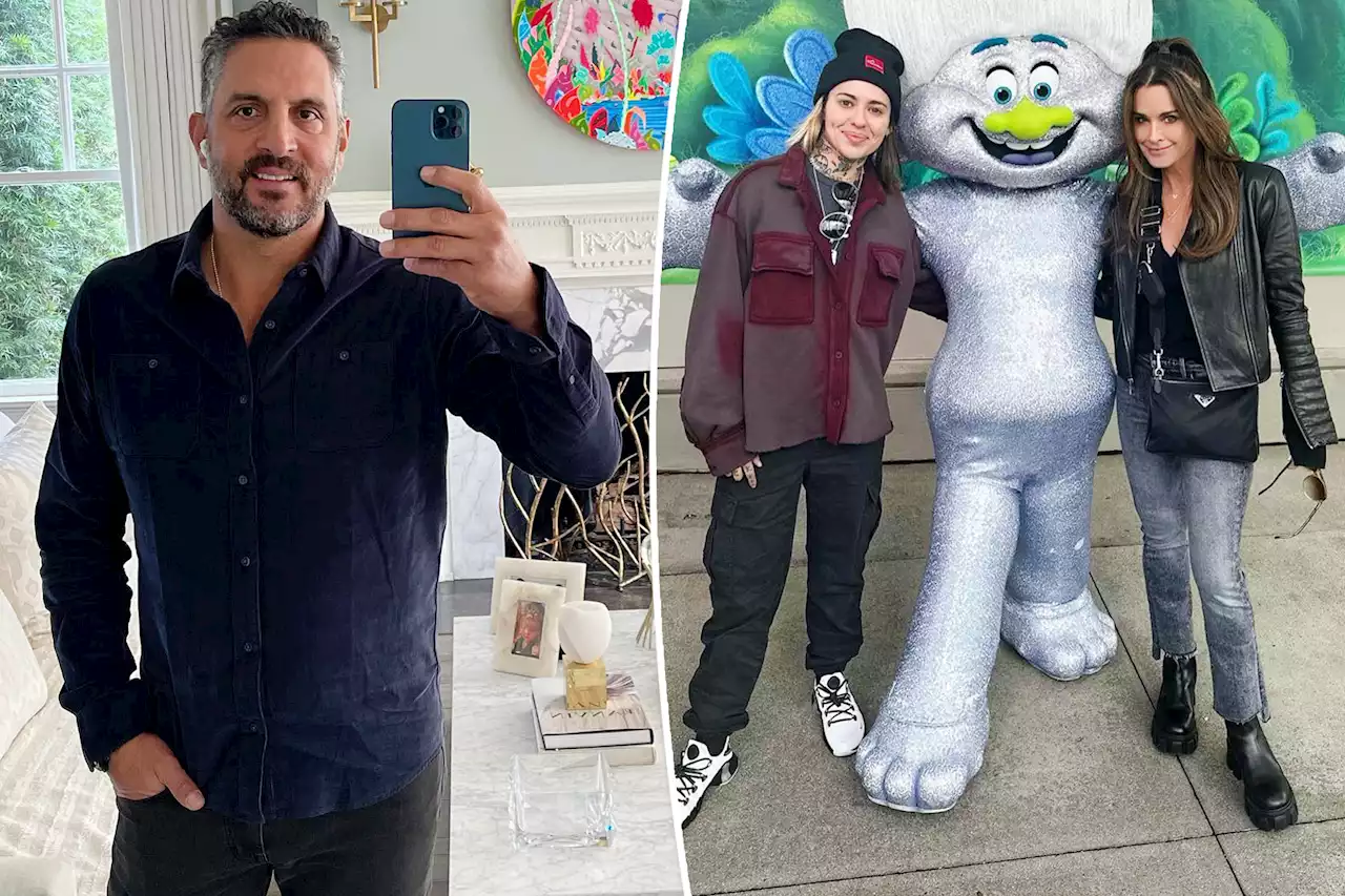 Mauricio Umansky calls Morgan Wade ‘great’ after she gets ‘intimate’ with Kyle Richards