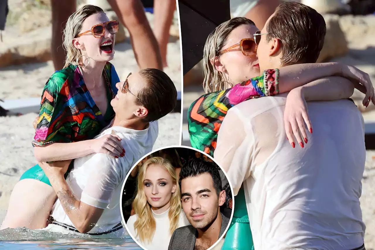 Swimsuit-clad Sophie Turner kisses co-star Frank Dillane while filming new show amid Joe Jonas divorce