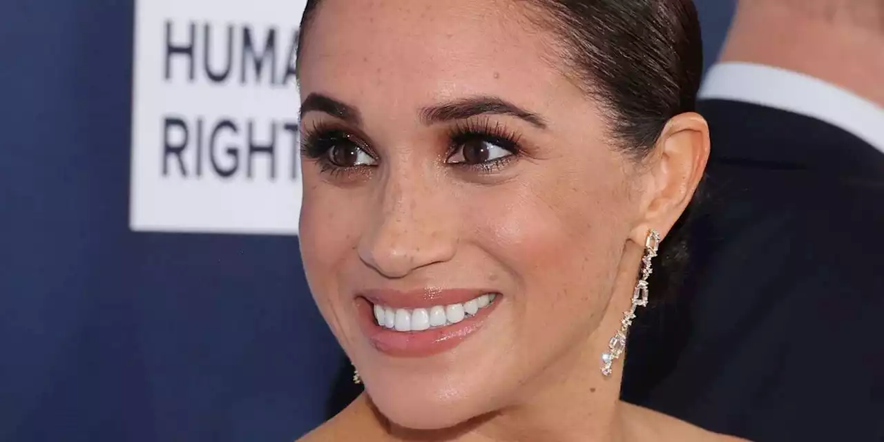 Meghan Markle aparece sin su anillo de compromiso