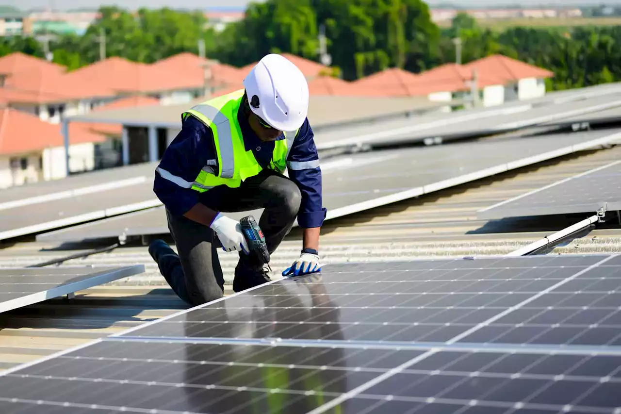 High load shedding stages are back and dodgy solar installers are waiting...