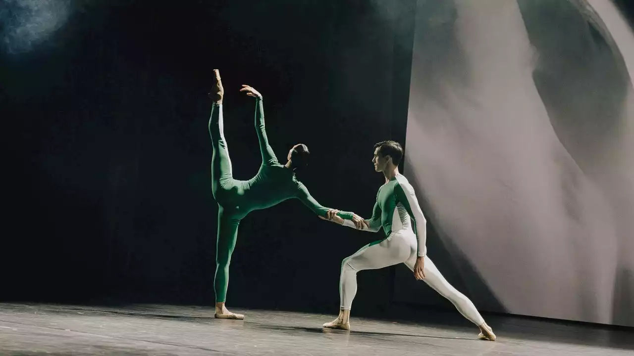 Watch the Stunning Dance Performance Wayne McGregor Choreographed for Vogue World: London