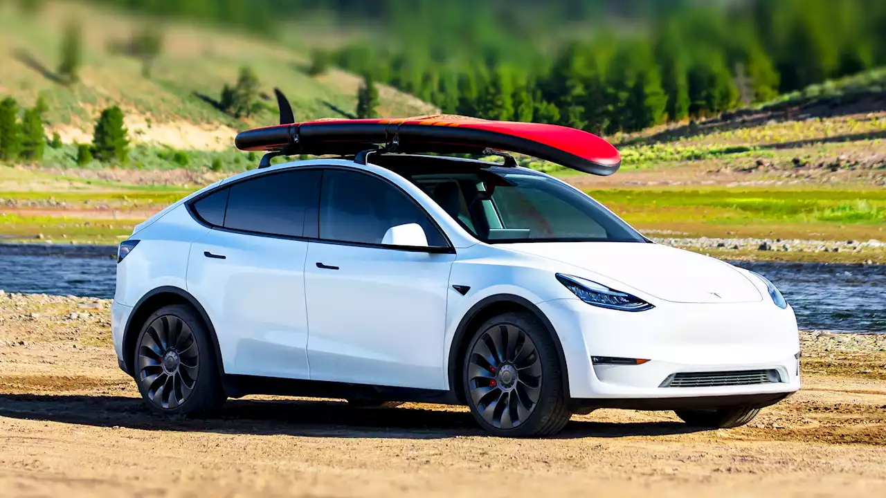 Tesla Removes Base Model Y From Website - Is It Getting Ready To Boost Cybertruck Production?