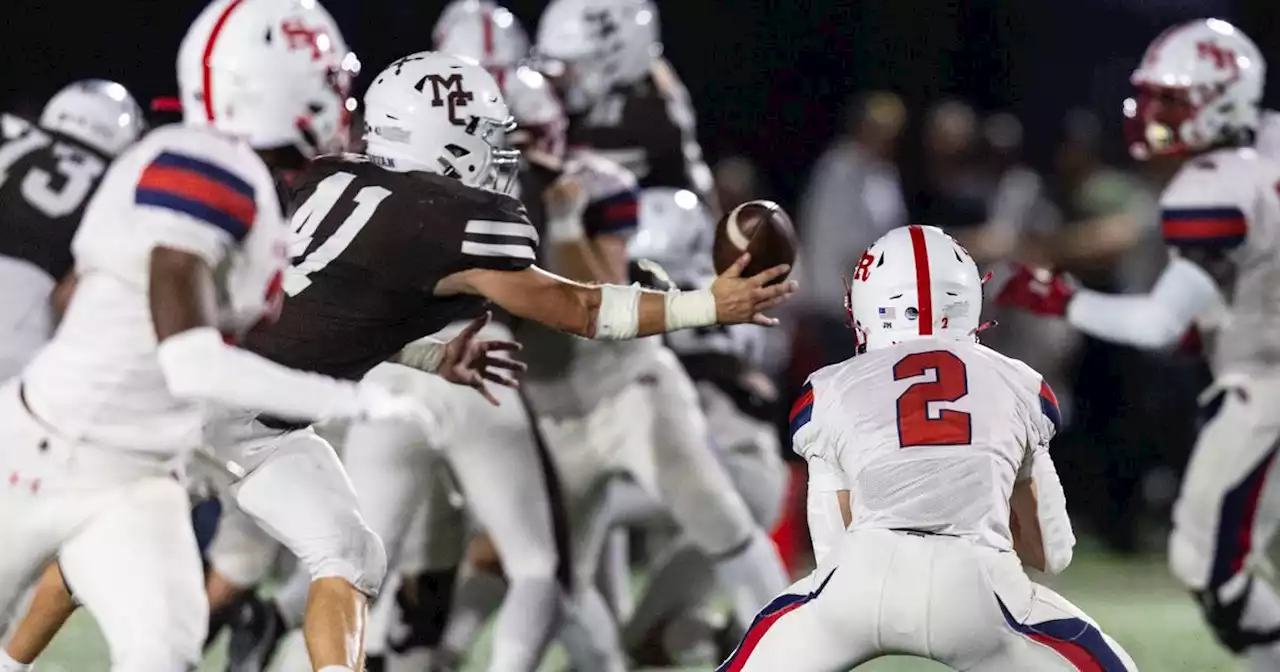 Football: Matthew Mucha, Mount Carmel overpower St. Rita