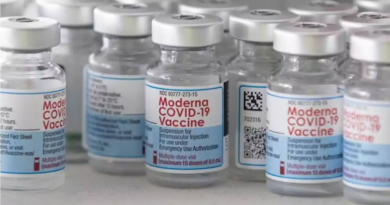 COVID-19, influenza vaccines available soon at Alberta pharmacies