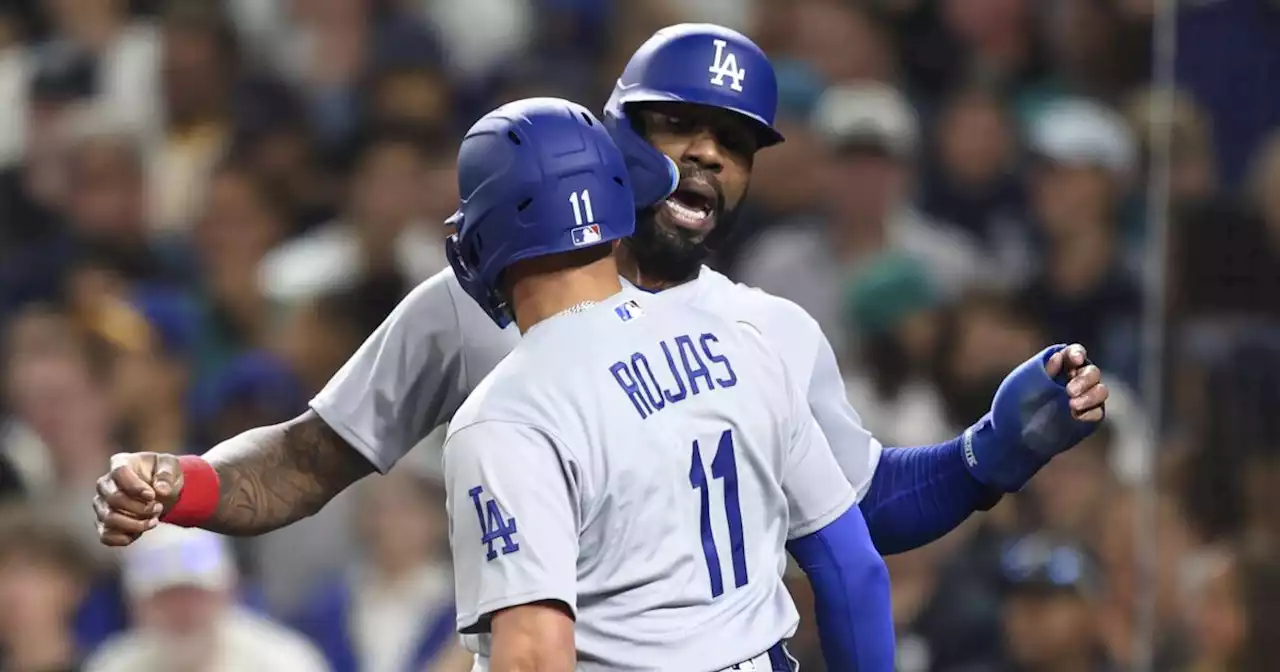 Dodgers' supporting cast steals spotlight from Mookie and Freddie in win over Seattle