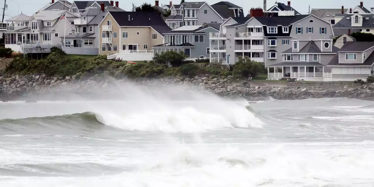 Storm Lee lashes New England and Canada with wind, heavy rain, pounding surf