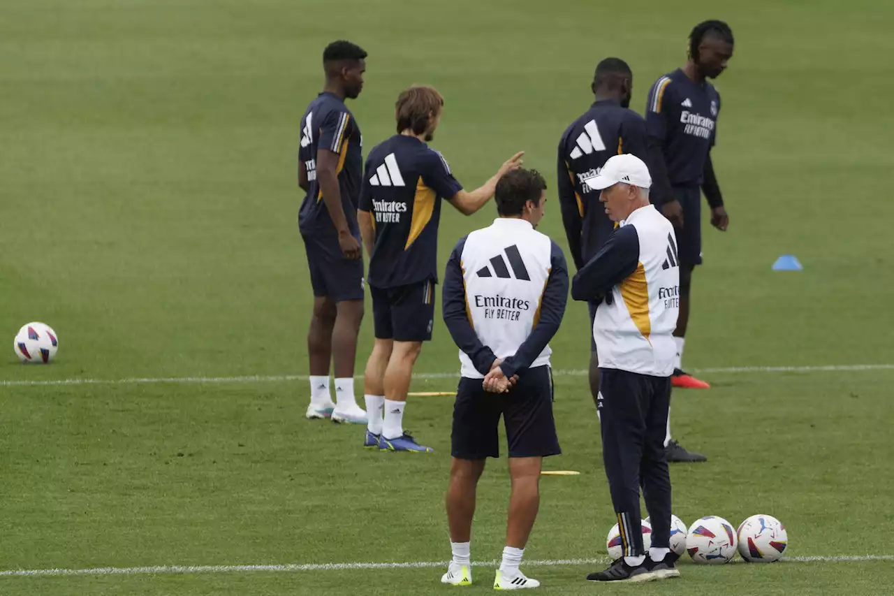 Ceballos y Mendy entrenan con el grupo en una sesión con Raúl junto a Ancelotti