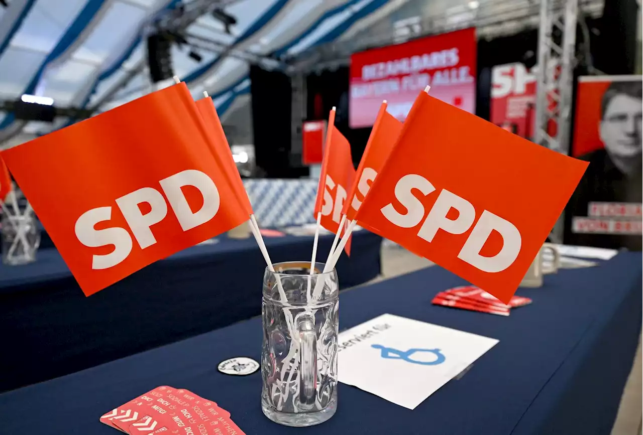 Umfrage: SPD und FDP verlieren - Grüne legen zu