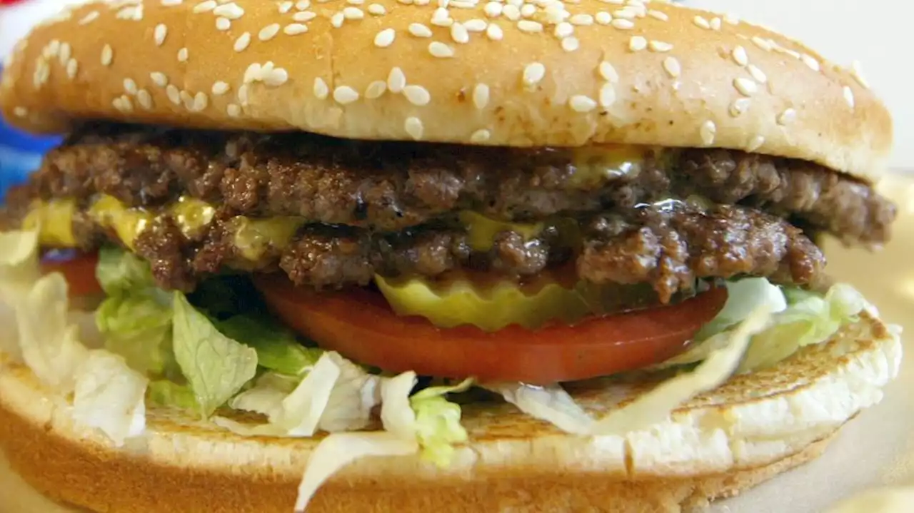 Celebrate National Cheeseburger Day with 13 bunderful deals