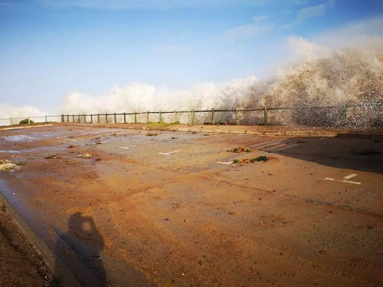 | 'Those waves were hectic': High tide batters Eastern and Western Cape's coastal towns