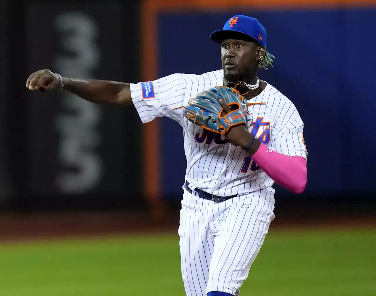 Mets’ Ronny Mauricio makes error in first MLB game at third base