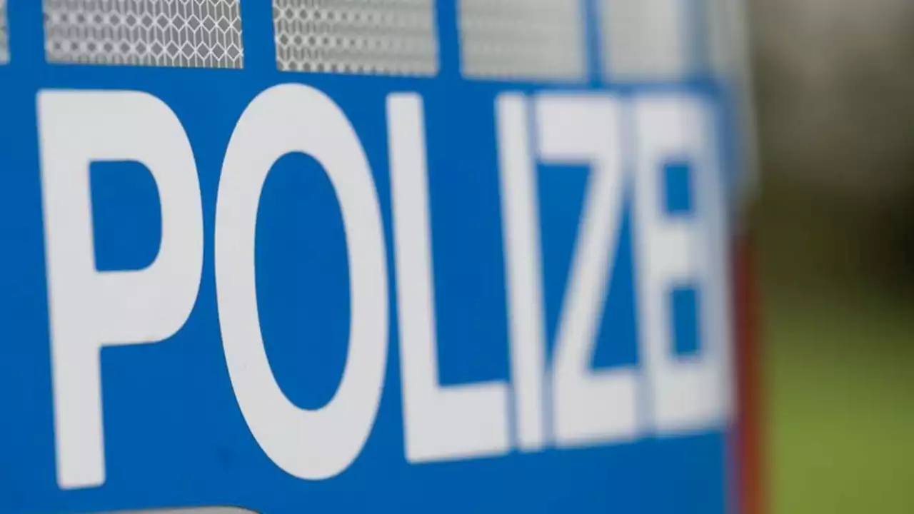 Betrunkener beißt Polizist nach Schlägerei in den Finger