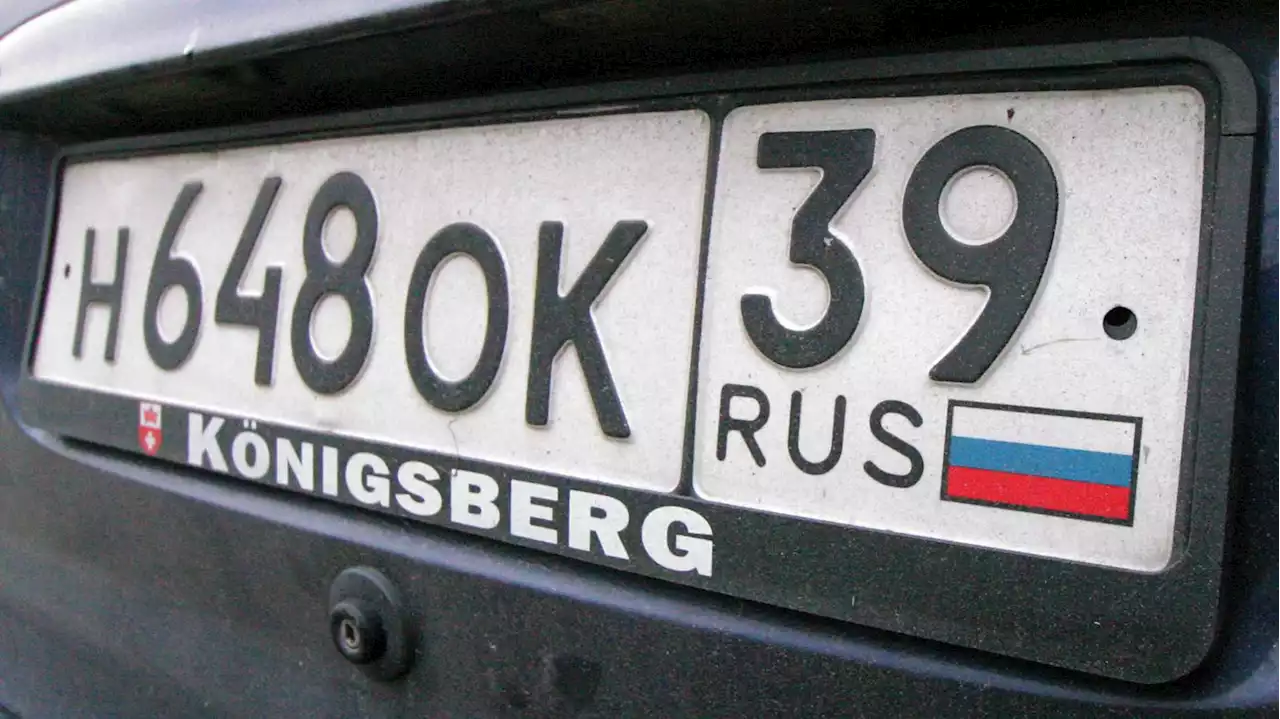 Entscheidung trifft auch Dissidenten: Russische Opposition kritisiert Einreiseverbot für russische Autos in Osteuropa