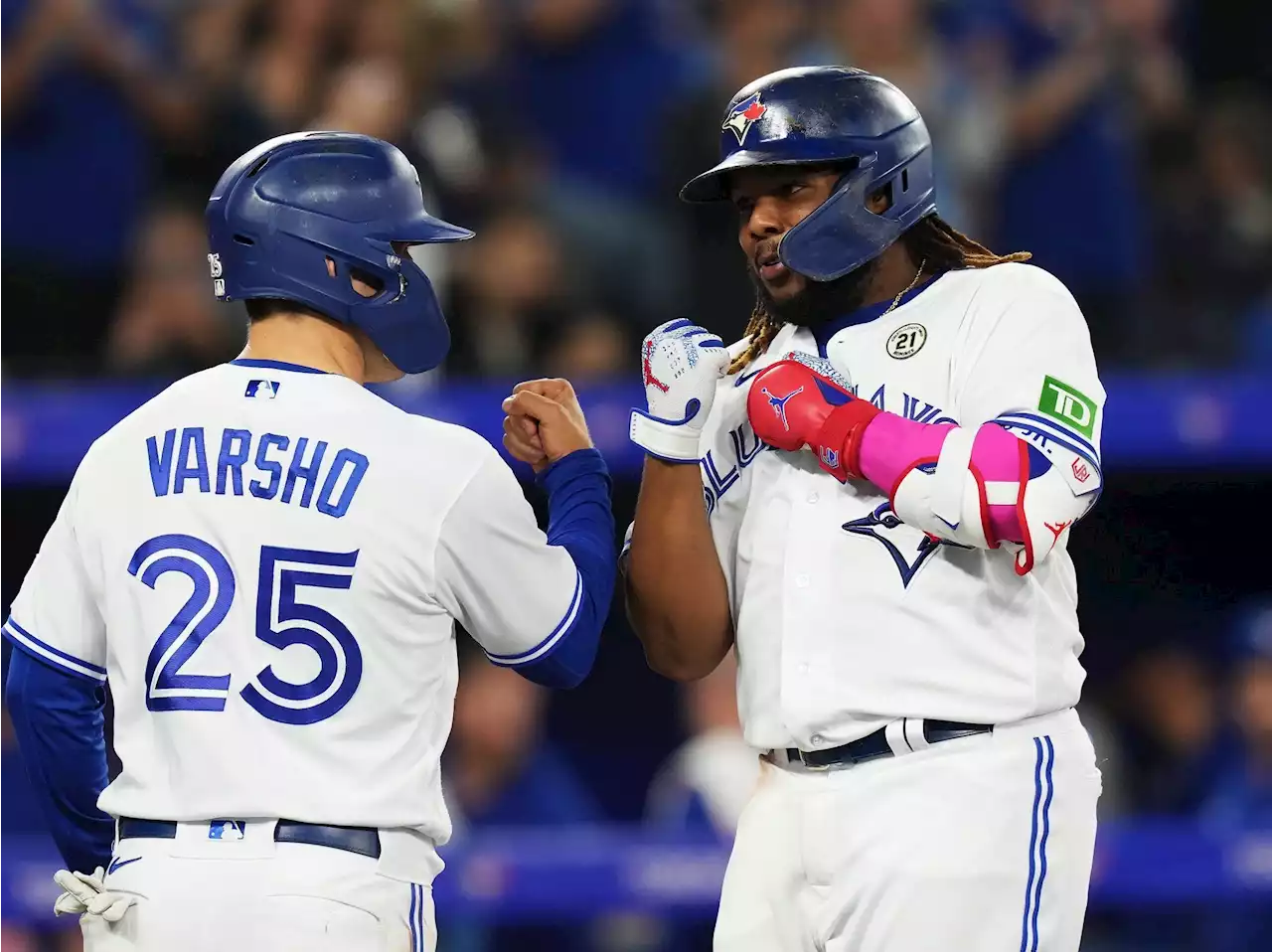 Jose Berrios beauty and Vladimir Guerrero Jr. blast deliver much-needed Blue Jays victory