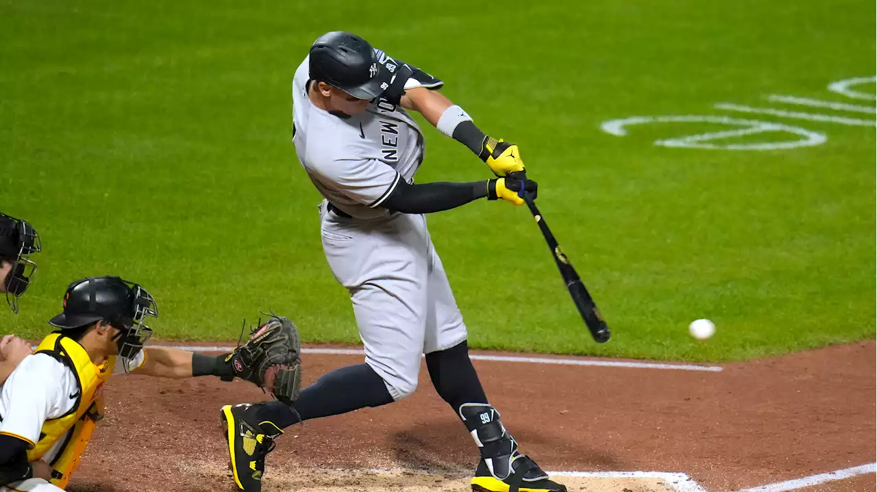 New York Yankees rally in ninth to slip past Pittsburgh Pirates on Roberto Clemente Day