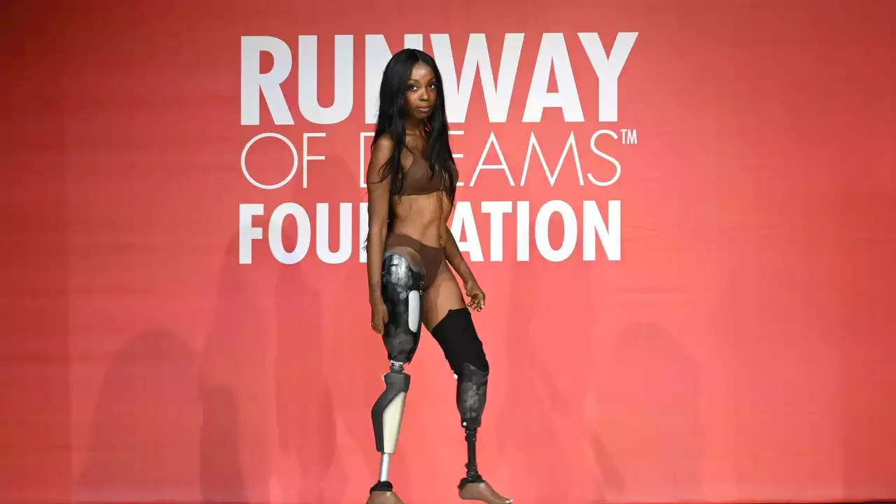 Victoria’s Secret Makes Their Adaptive Fashion Debut on the Runway of Dreams During NYFW