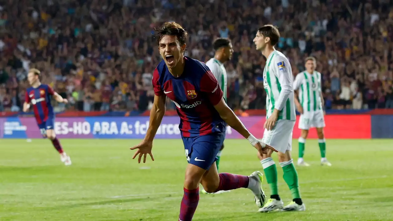 El Barcelona le mete una manita al Betis y duerme como líder de la Liga