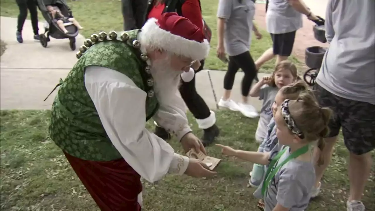 Christmas Without Cancer 5K in Evergreen Park raises $100K for families fighting cancer