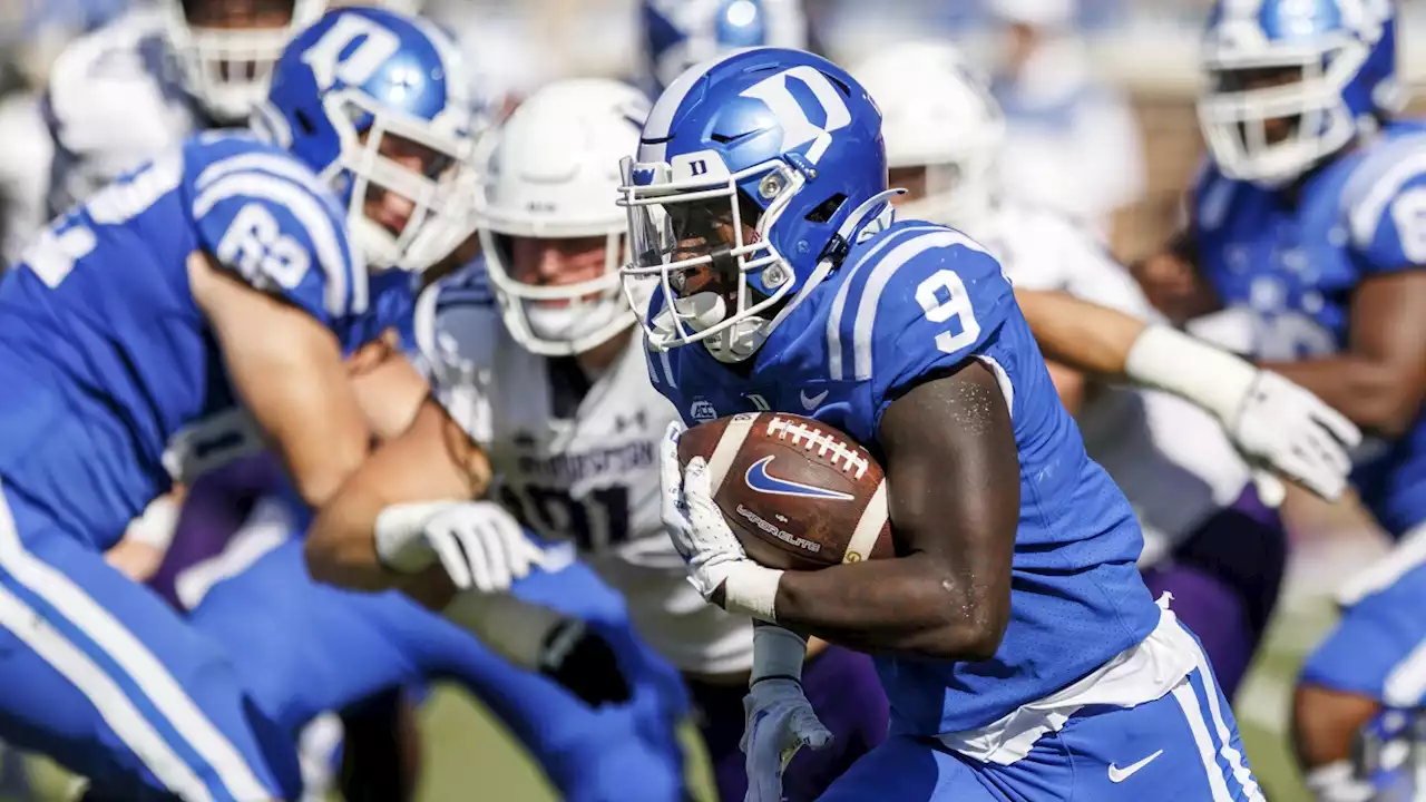 Riley Leonard runs for two touchdowns to lead No. 21 Duke over Northwestern 38-14