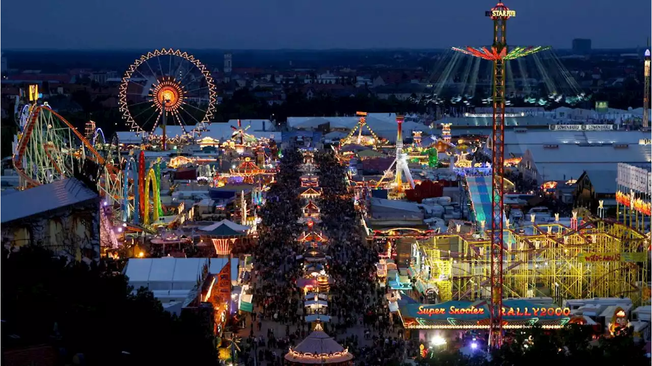 Mehrere Verletzte nach Achterbahn-Unfall auf Oktoberfest