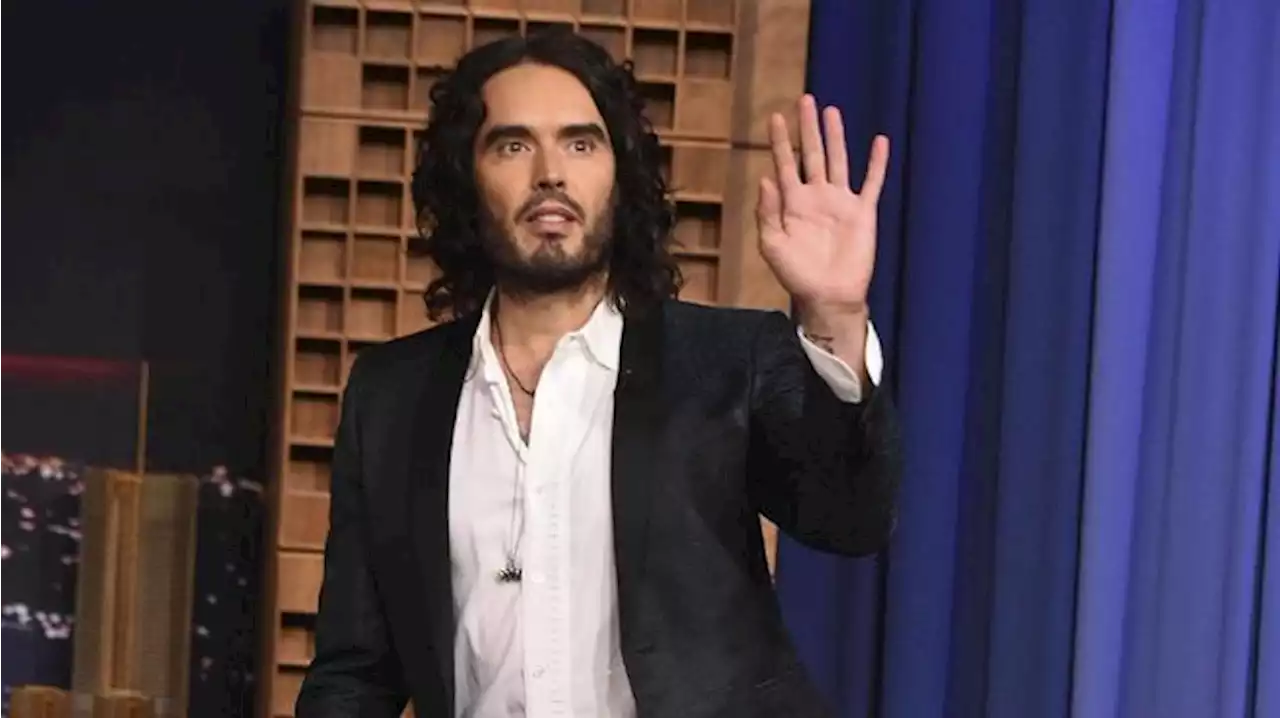 Russell Brand Bantah Lakukan Pelecehan Seksual terhadap 4 Perempuan