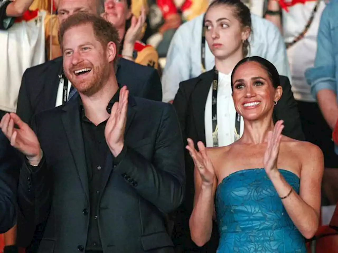 Harry con Meghan chiude gli Invictus Games a Düsseldorf: «Mai giudicare dal passato»