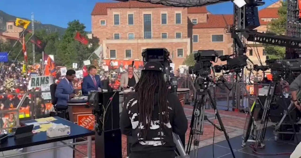 Thousands of football fans pack CU campus for 'ESPN College GameDay' broadcast